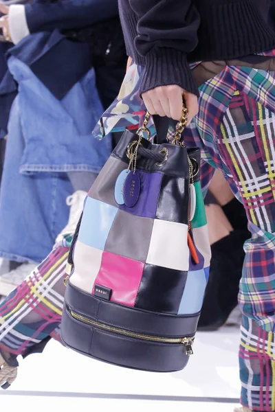 Look 73